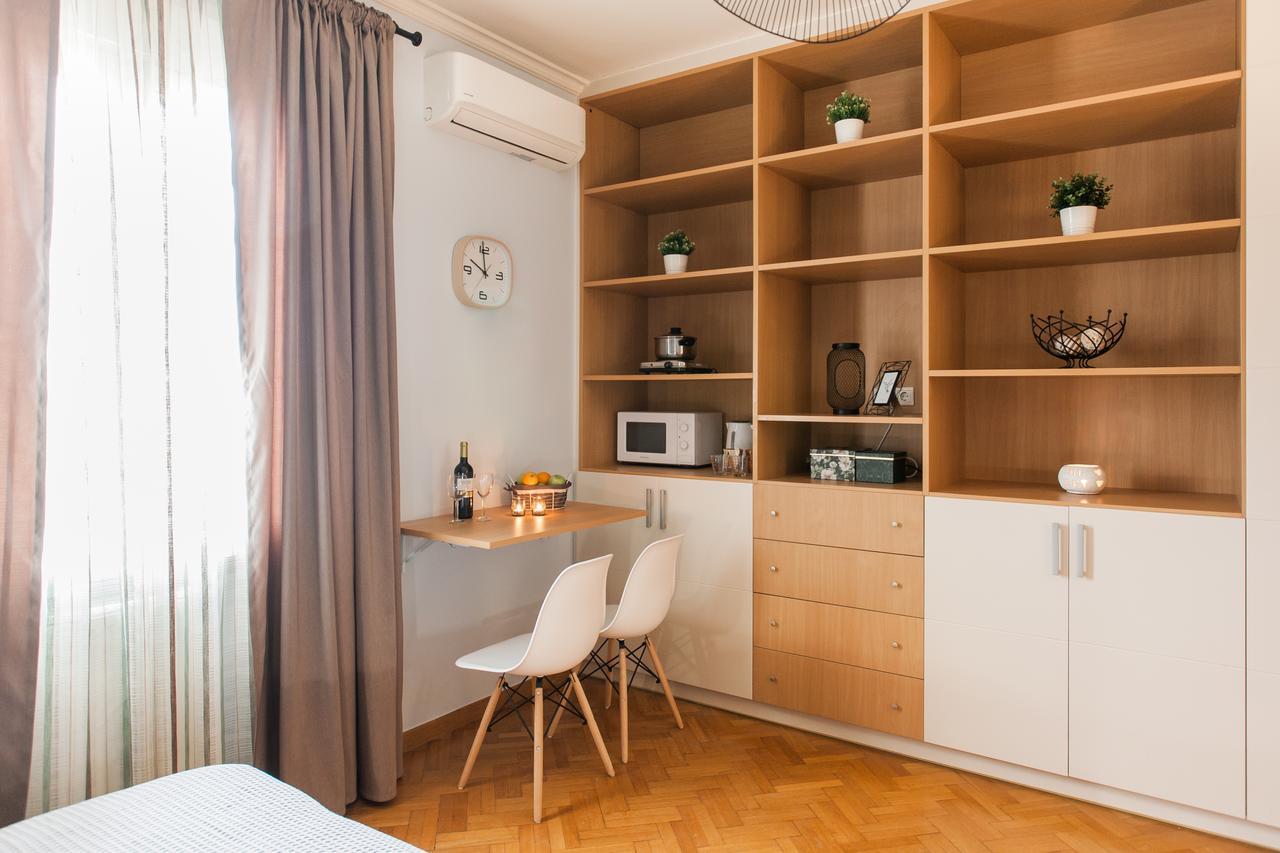 Syntagma Square Apartments By Livin Urbban Athen Eksteriør billede